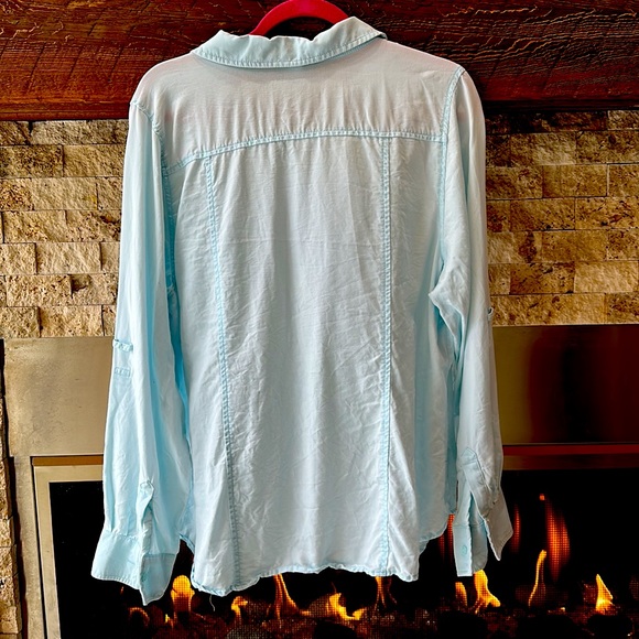 Lane Bryant Light Blue Button Front Shirt Size 20 - Picture 3 of 4